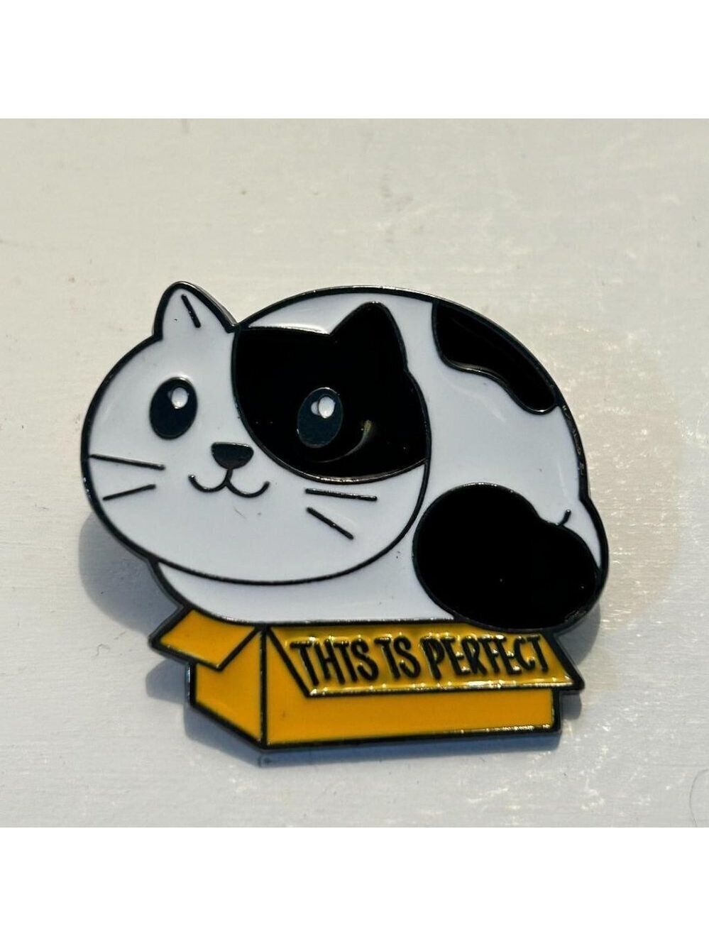Cat pin